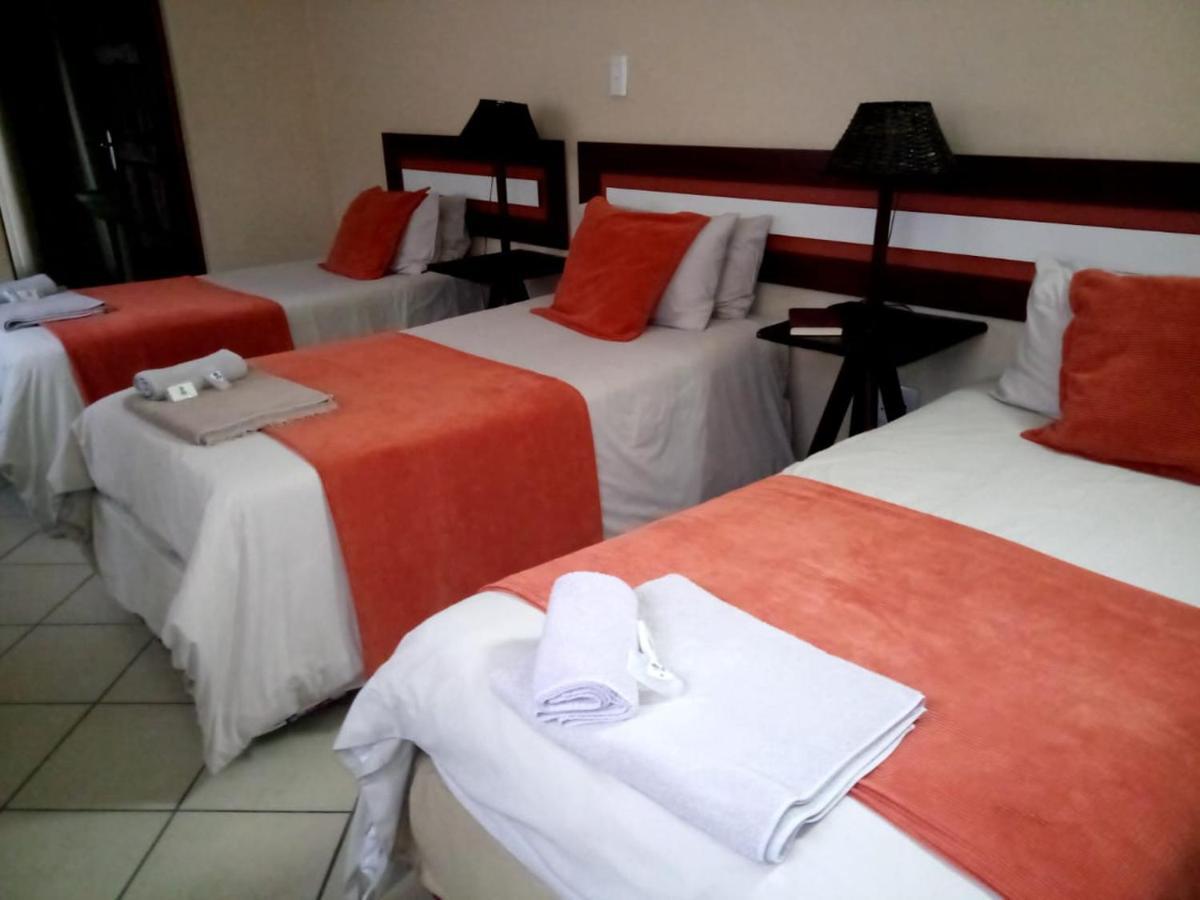 Rustenburg Guesthouse Zewnętrze zdjęcie