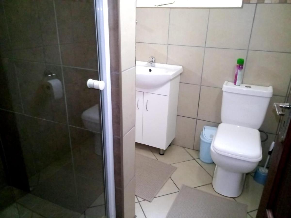 Rustenburg Guesthouse Zewnętrze zdjęcie