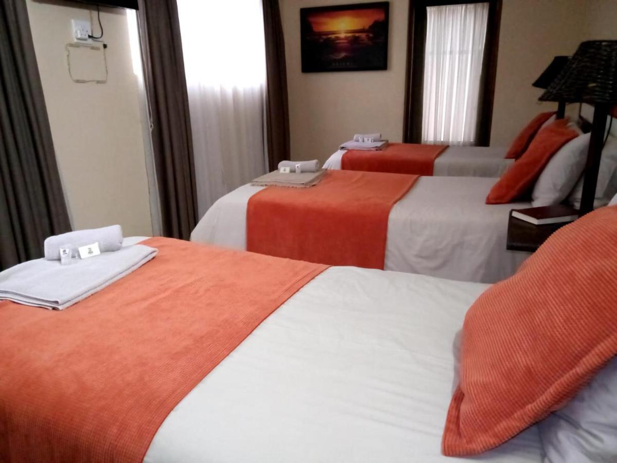 Rustenburg Guesthouse Zewnętrze zdjęcie